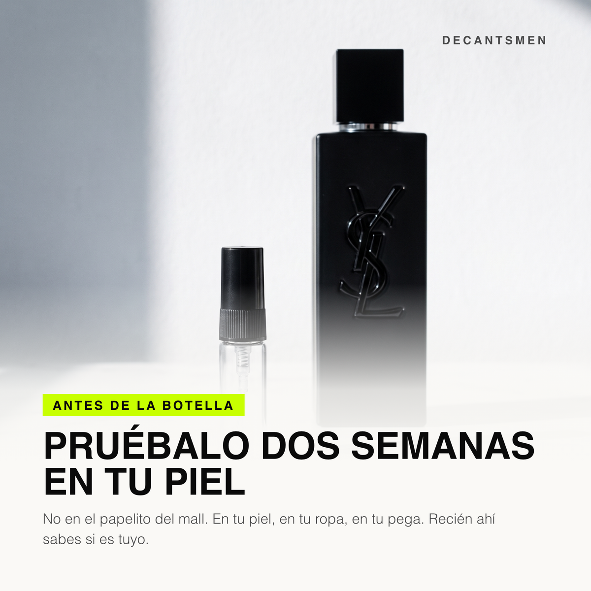 Decant de Yves Saint Laurent Myslf Le Parfum junto a la botella original: pruebalo dos semanas en tu piel
