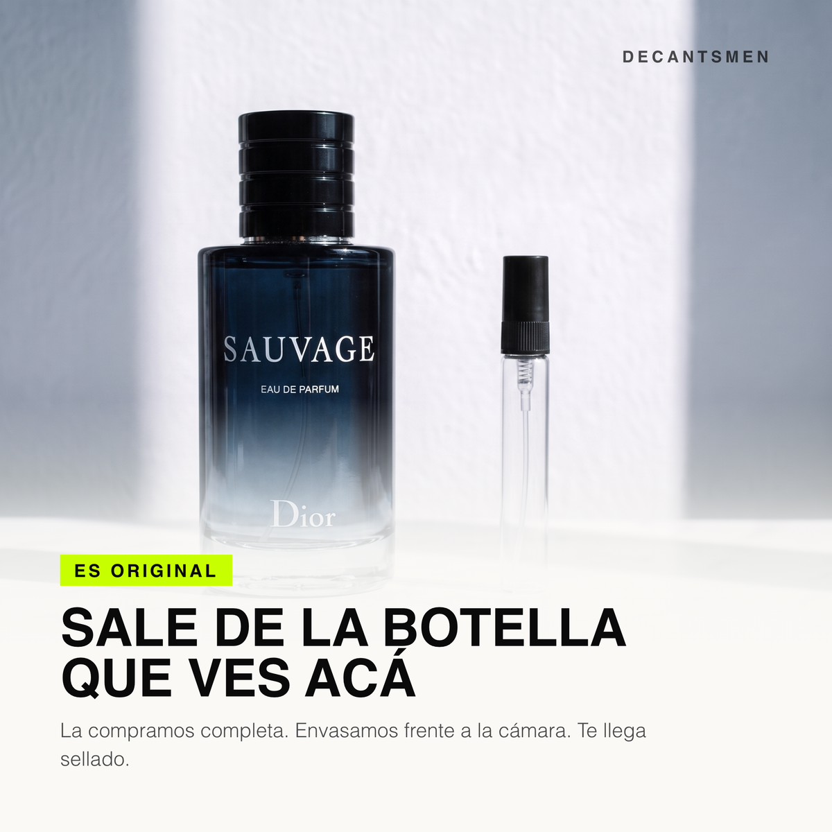 El decant de Dior Sauvage Eau de Parfum sale de la botella original, envasado frente a la camara
